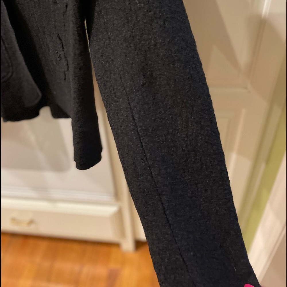 Beautiful Black Vintage Jacket - Picture 6 of 9